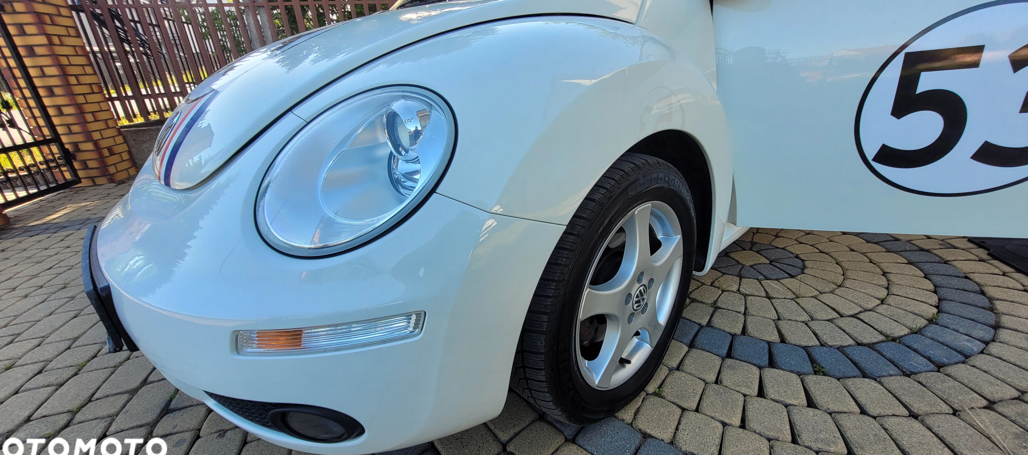 Volkswagen New Beetle cena 17600 przebieg: 163500, rok produkcji 2008 z Świętochłowice małe 154